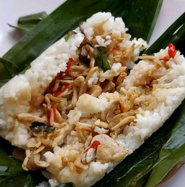 Nasi Bakar Ikan Teri